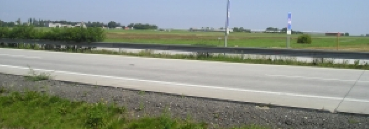 neredin-pc-324-196-prehled